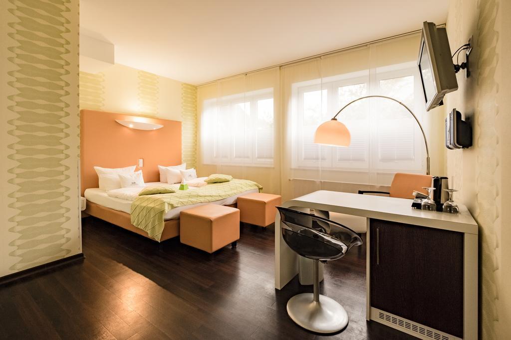 Retro Design Hotel Langeoog Exterior photo